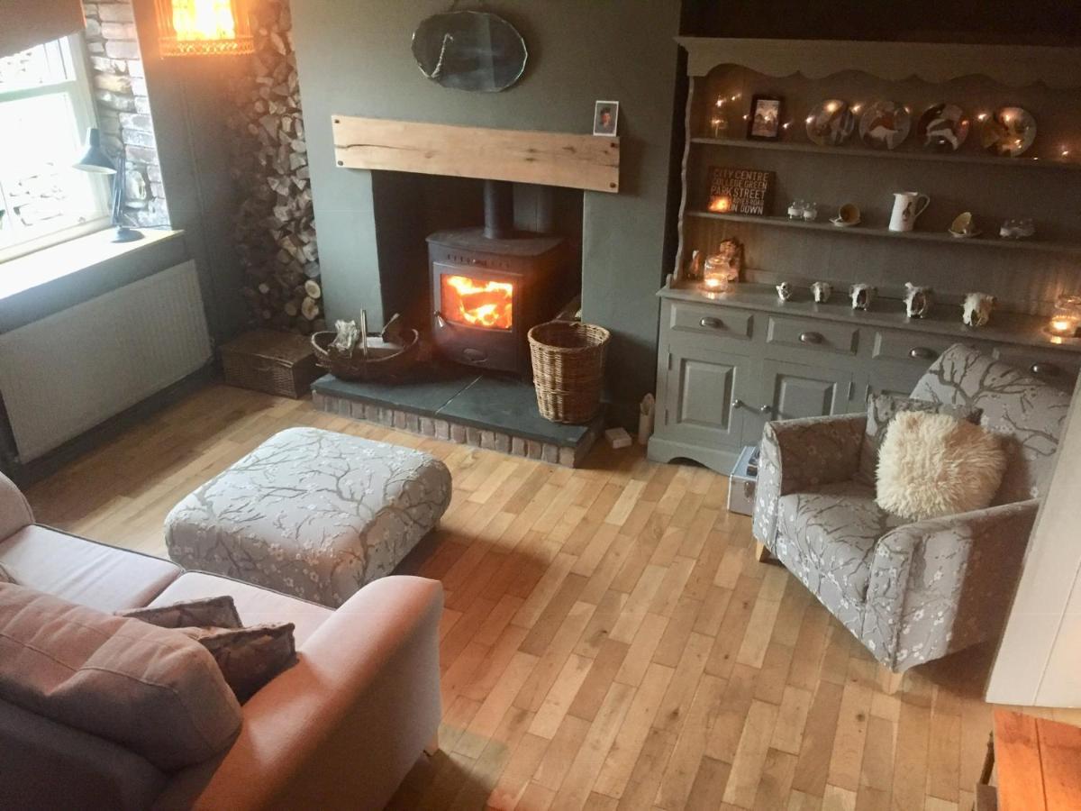 Efail Y Garn Bed & Breakfast Swansea Exterior foto